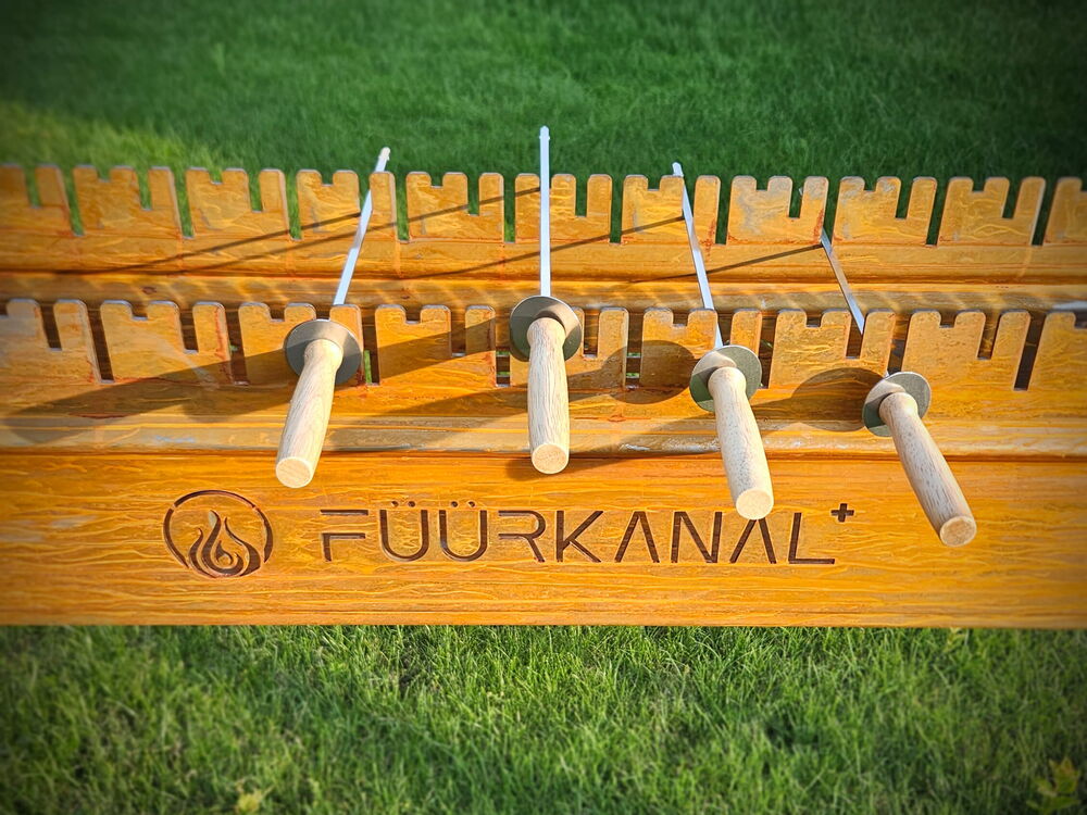 Füürkanal 1500 | perfekt grillieren mit unserem Spiessligrill & Grillkanal inkl. Spiesse